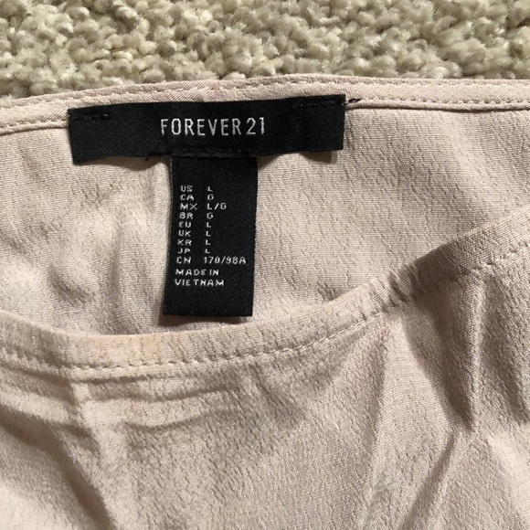 Top - Picture 2 of 2